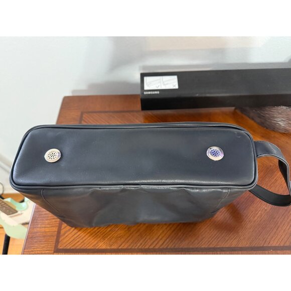 Dockers Mens Black Synthetic Leather Toiletry/Shoe Bag With Handle & Ventilation - Picture 2 of 8